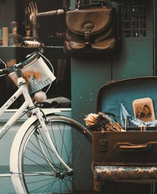 Czy sklep internetowy musi mieć numer telefonu?